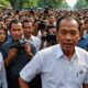 media asing menyoroti gubernur